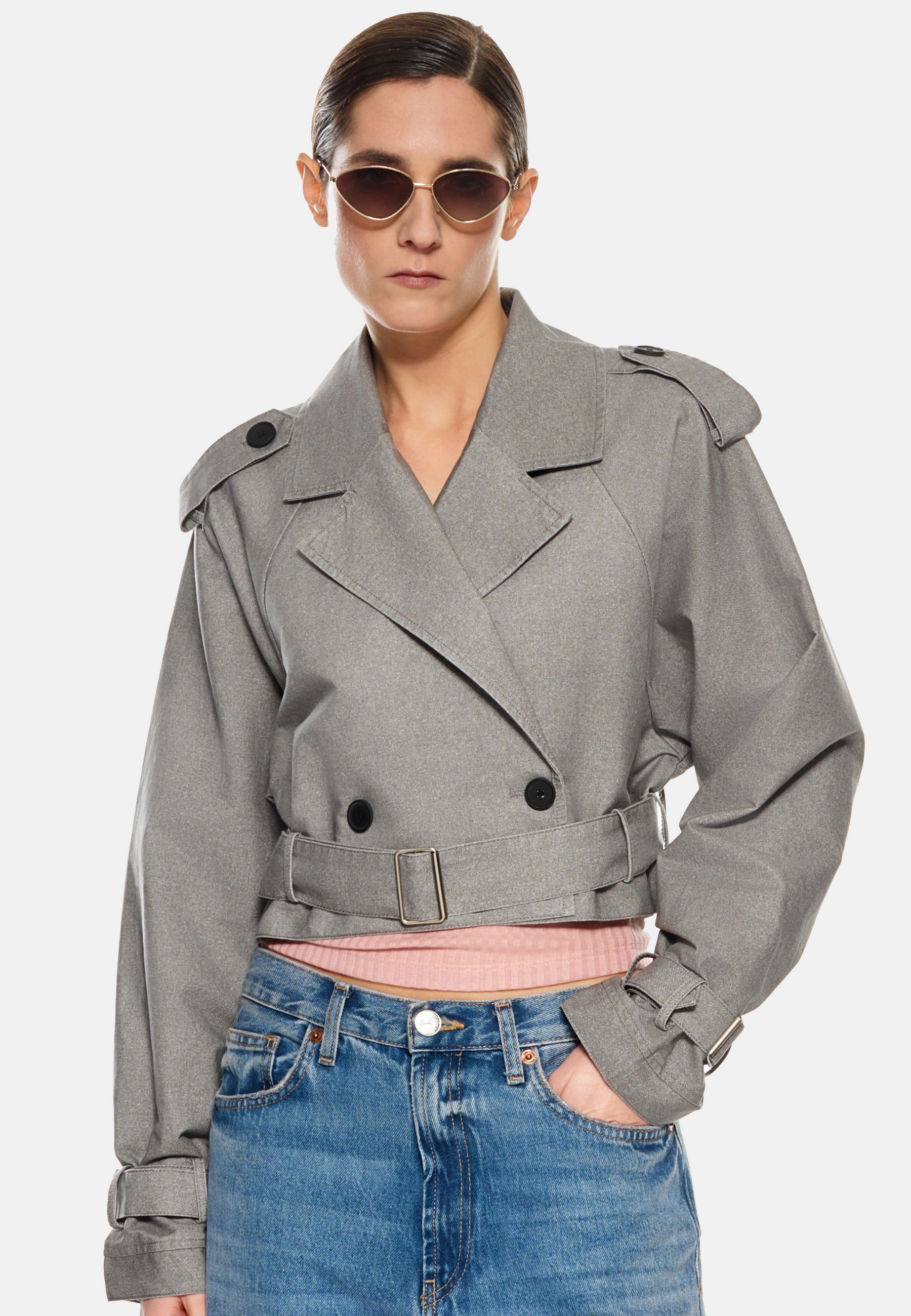 Damen Textil Jacke Elvira in Grau von Ricano - Frontansicht am Model